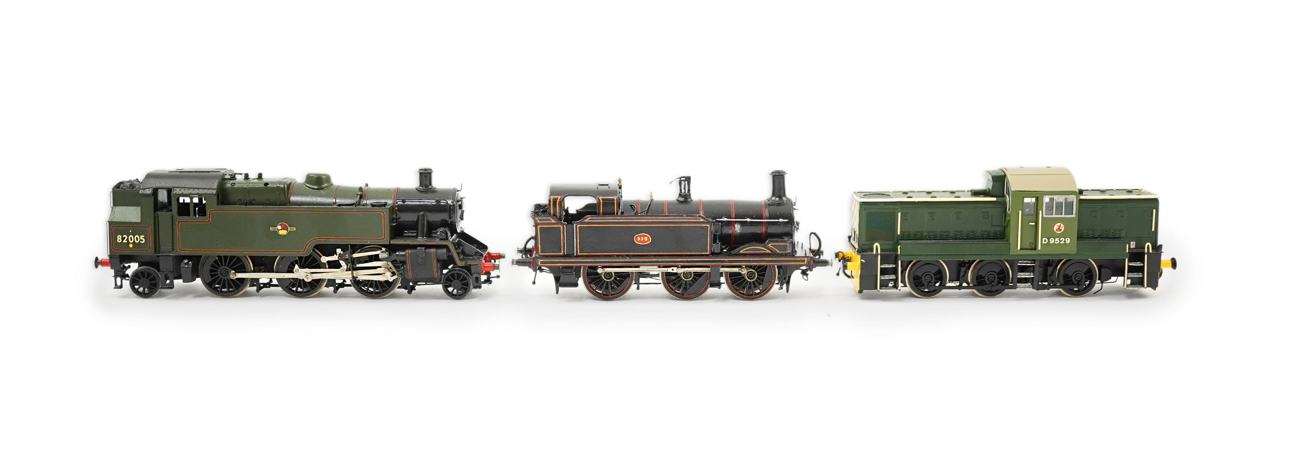 Three 00 gauge brass and white metal kit built locomotives; an SER Sterling R class 0-6-0T, 335, together with a BR Standard class 3 2-6-2T, 82005, and a BR class 14 0-6-0 diesel hydraulic locomotive, constructed, painte